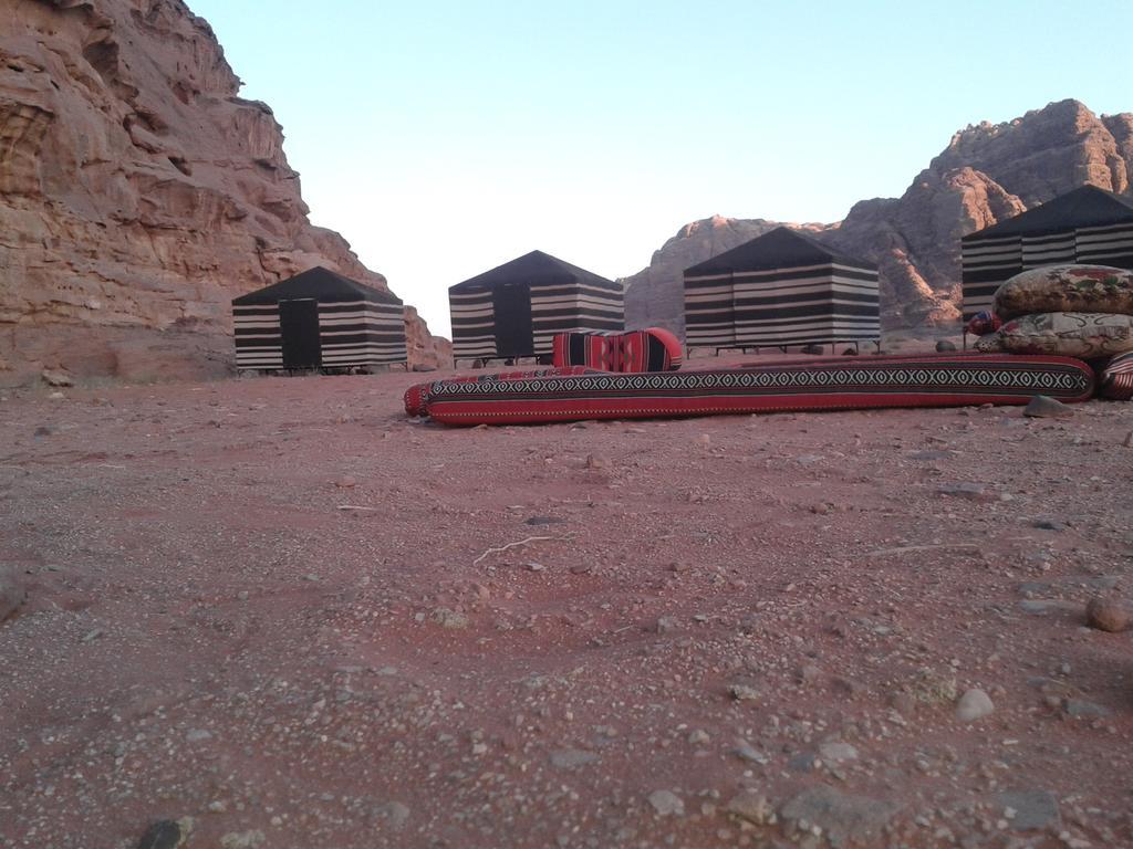 Bedouin Traditions Camp วาดิรัม ภายนอก รูปภาพ
